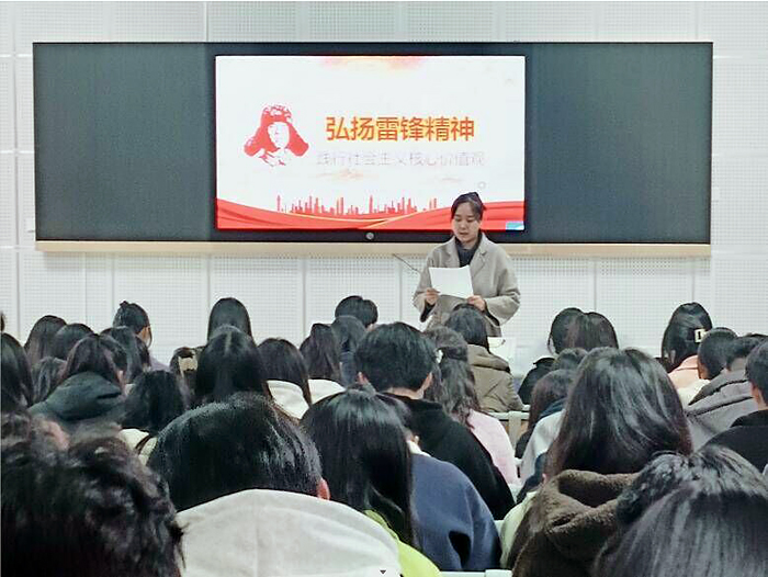 �����׷澫�� ����ʱ������&mdash;&mdash;��������ѧУ��ί��չѧ�׷�ϵ�л