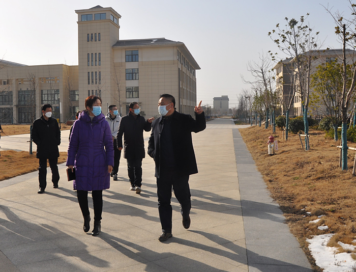 ����Э����ϯ����������ί�����̾�һ����У�߷�ο��