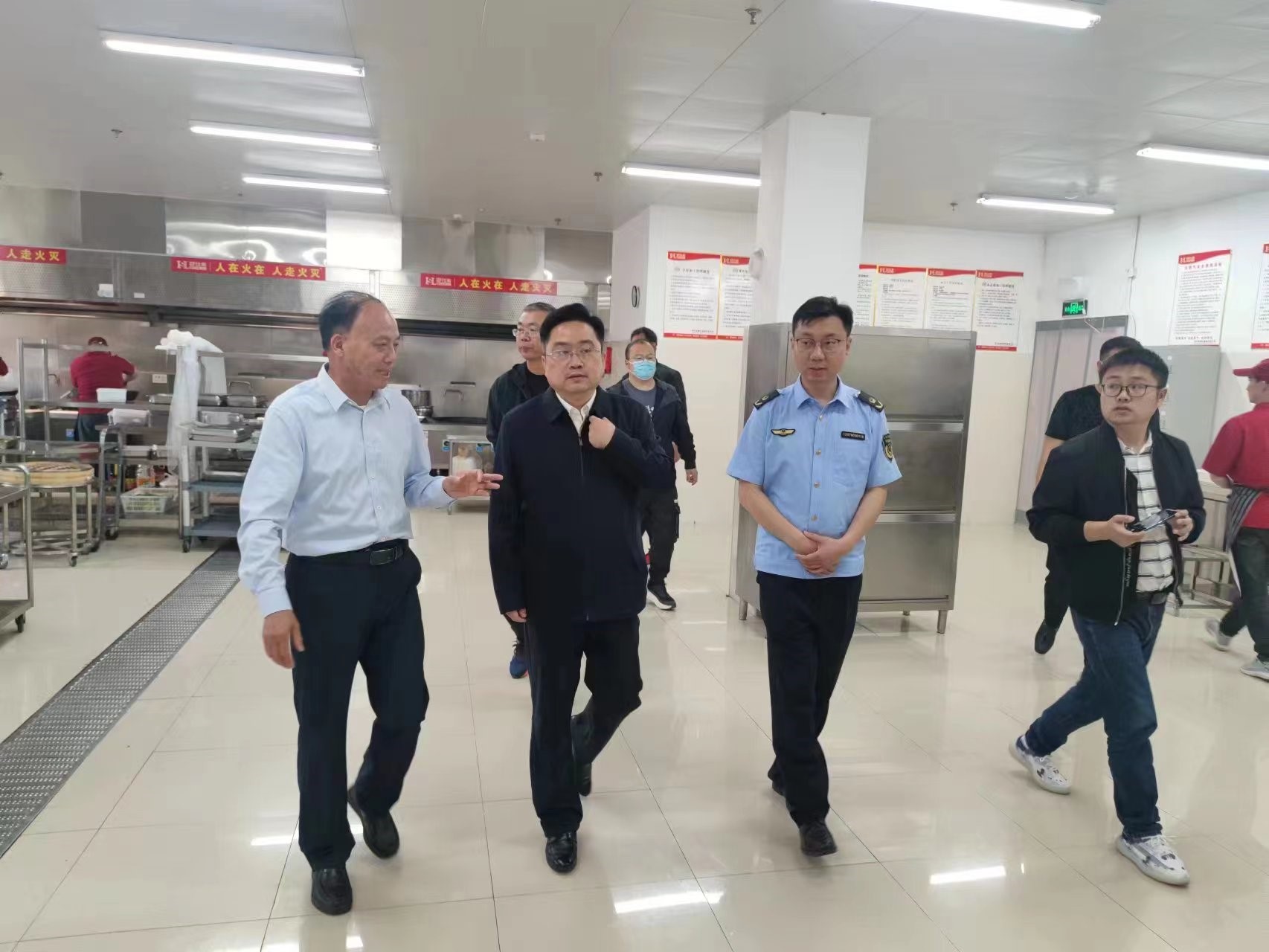 ��������ί�����Ⱥ��������У���еڶ����Ȱ�����������