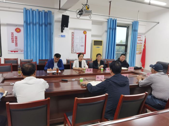 �����������ѧУ��ί��������Ӹ��н�ͨ�е�רҵѧУ��չר�����