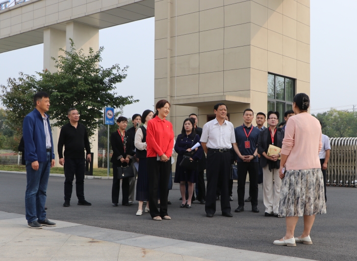 ����ʡ�˴����һ��ݰ�ٻ�������ѧУ��չ����