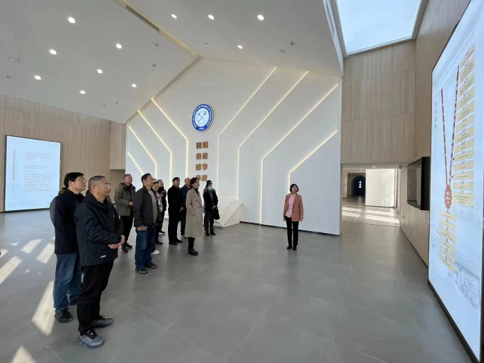 ѧУ��֯�ι۰���������ѧУʷ��