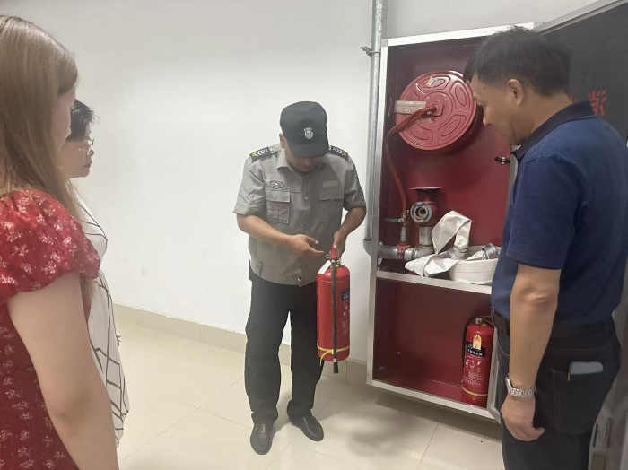 ���η��ߣ���ȫ����&mdash;��У��չ��ѧǰ��ȫ�������Ų�